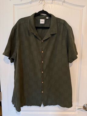 Rowm men’s Short Sleeve Textured button up Camp Shirt olive green 3XT tall